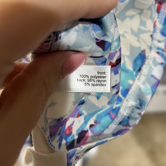 The Limited Floral Raglan Tee - Picture 7 of 8